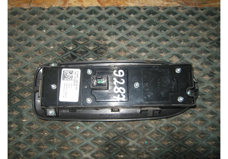 Блок управления стеклоподъемниками Ford Kuga 1