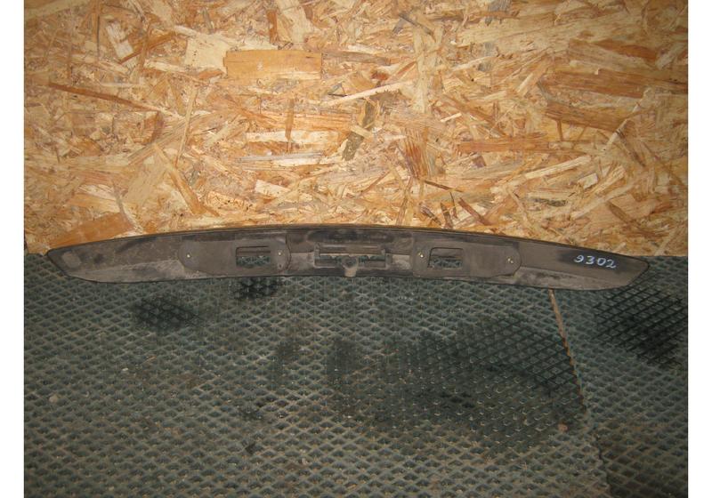 Накладка крышки багажника Ford Mondeo 3