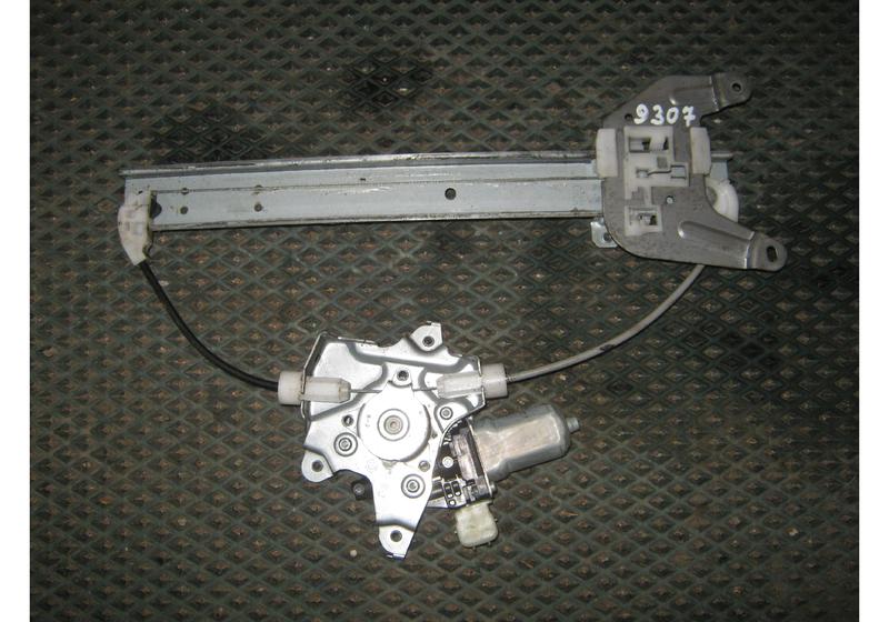 Стеклоподъемник электрический задний правый Nissan X-Trail T31