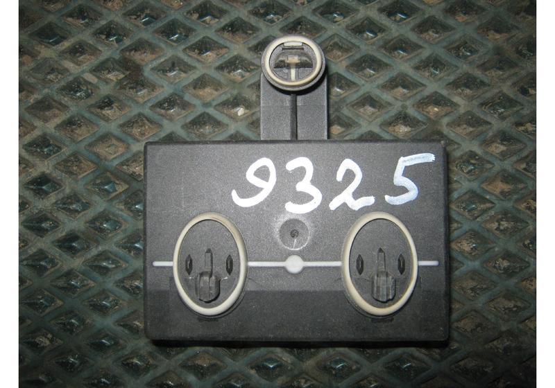 Блок управления двери Skoda Octavia A7