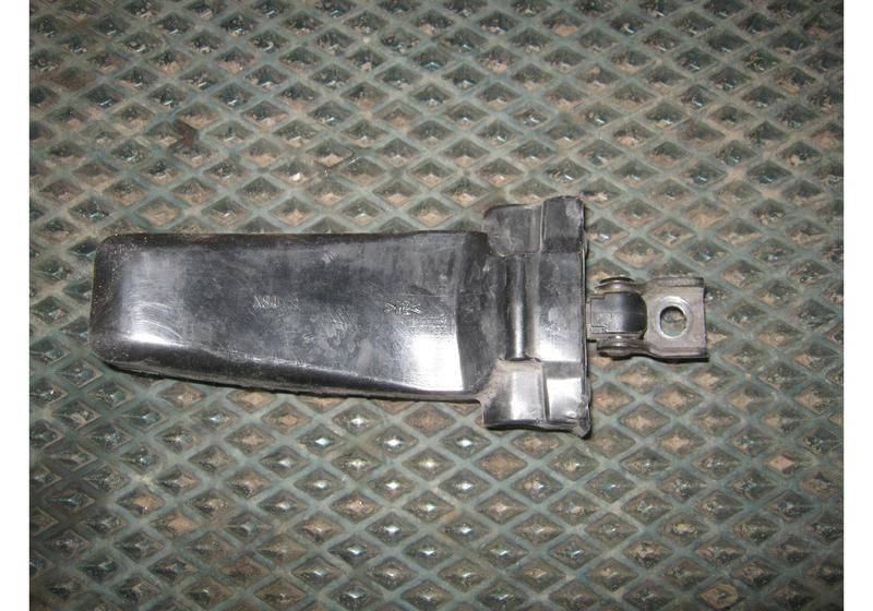 Ограничитель двери Skoda Octavia A7