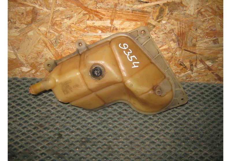 Расширительный бачок Audi A4 B5
