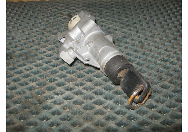 Замок зажигания Audi A4 B5