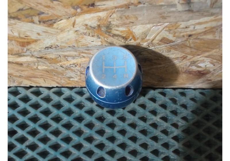 Рукоятка кулисы КПП Nissan Almera N15