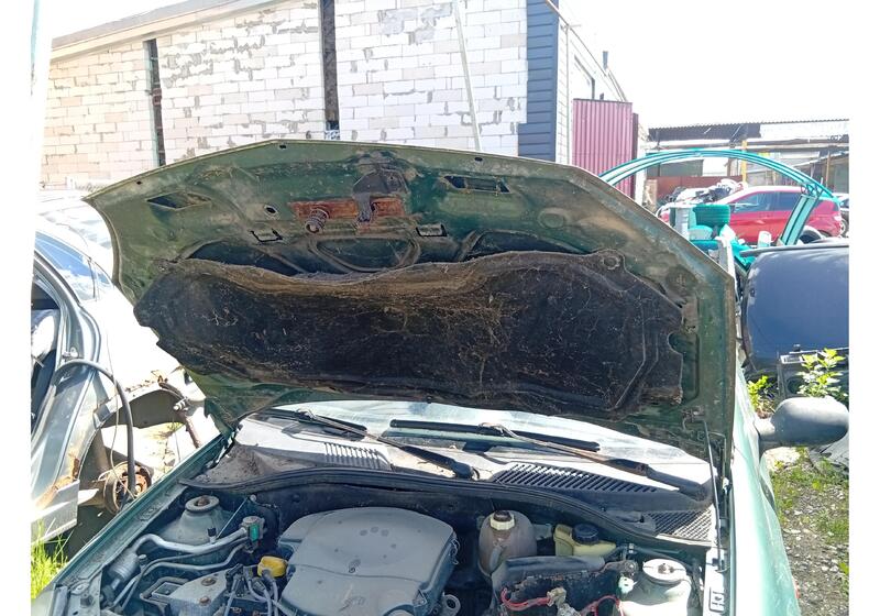 Капот Renault Symbol 1