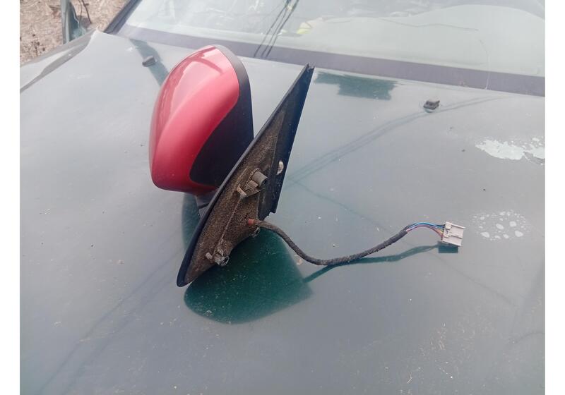 Зеркало правое Nissan Qashqai J10