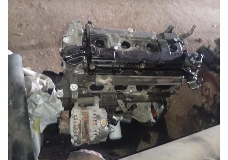 Головка блока цилиндров (ГБЦ) Nissan Qashqai J10