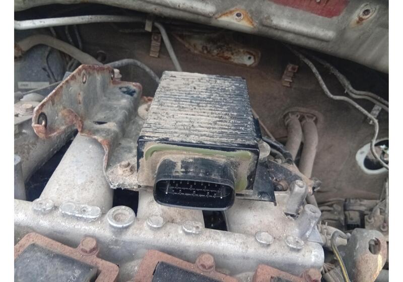 Электронный блок управления (ЭБУ) Mitsubishi Dingo 